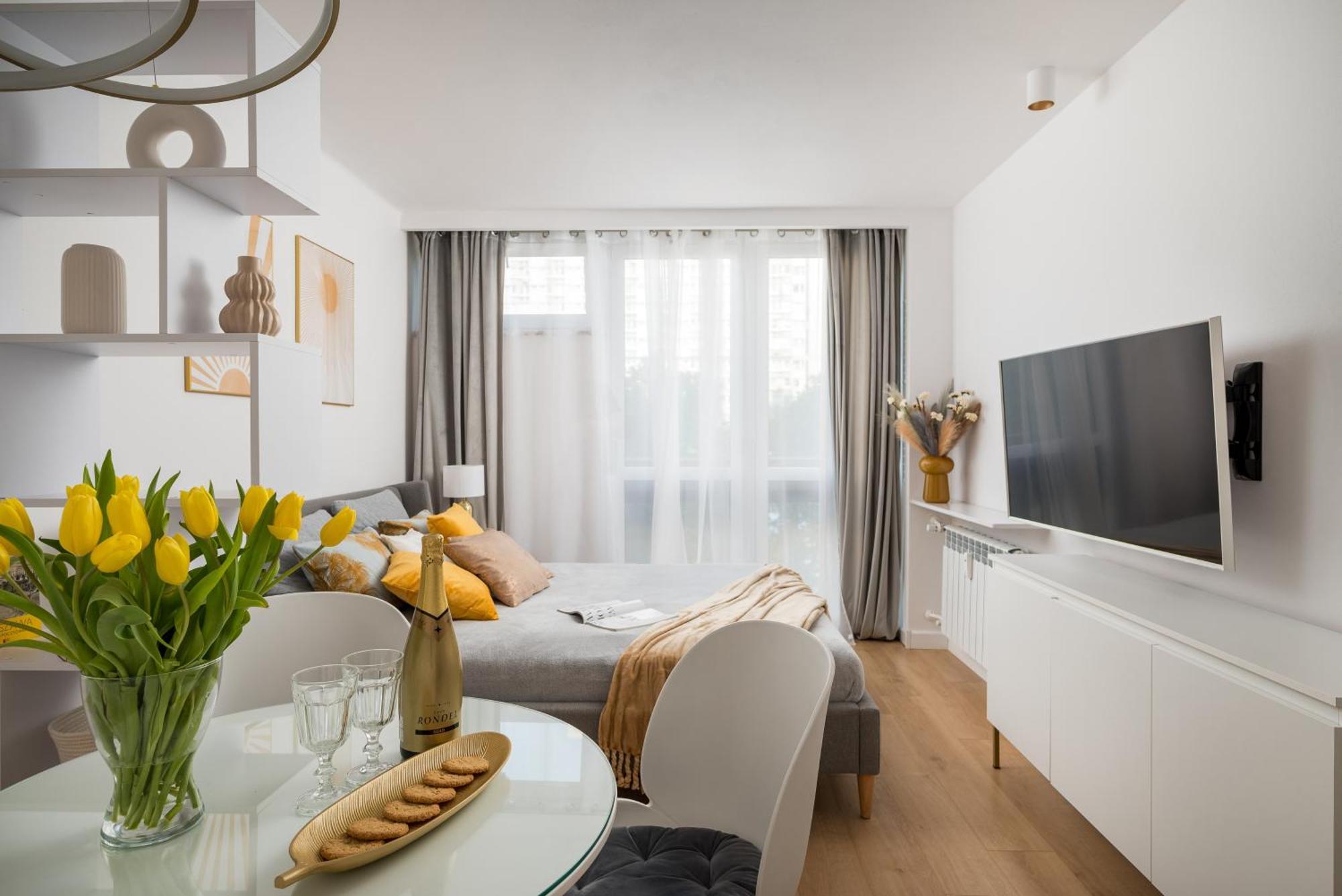Gold Premium Central Suite 950 M To Central Station Parking Warsaw Exterior photo